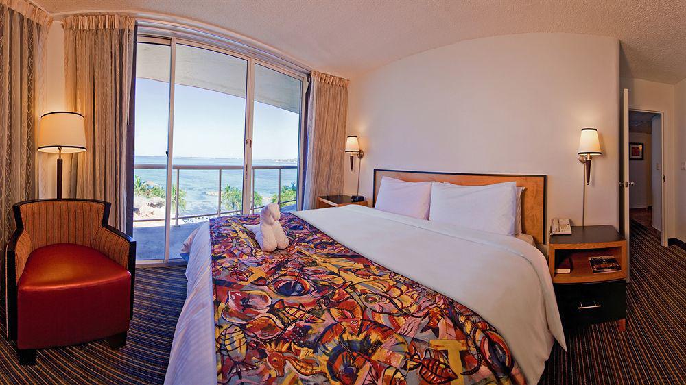 Wyndham Nassau Resort ภายนอก รูปภาพ